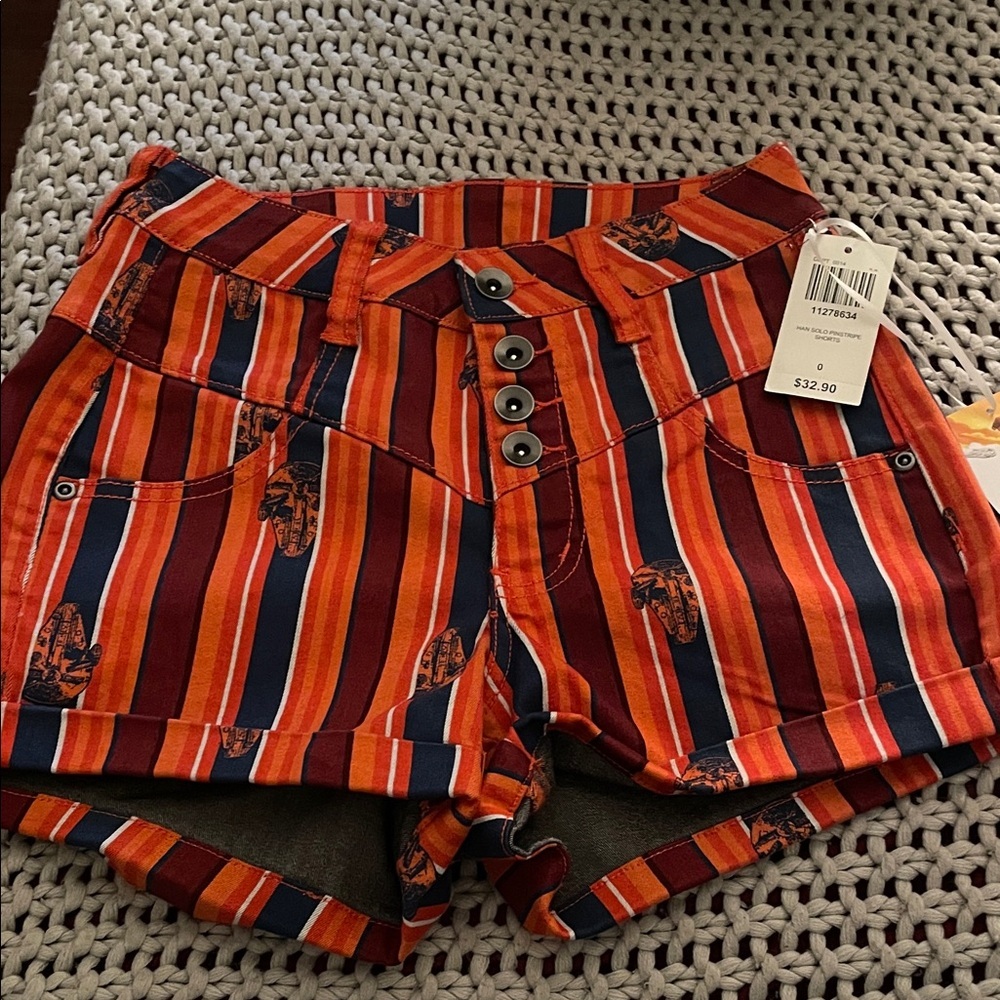 Star Wars Her Universe Button-Front Shorts